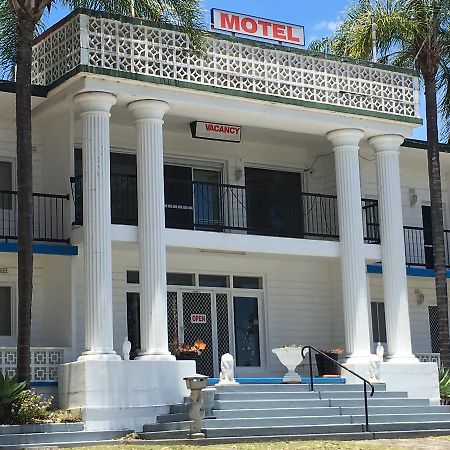 Plantation Retro Motel Tyndale Экстерьер фото